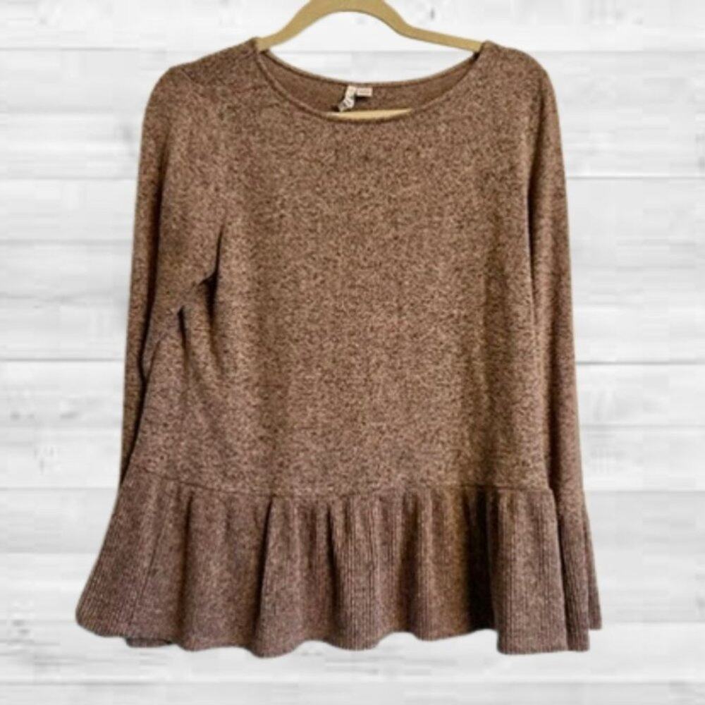 Elle Heather Pink Grey Peplum Style Knit Light Sweater Top Medium Blouse